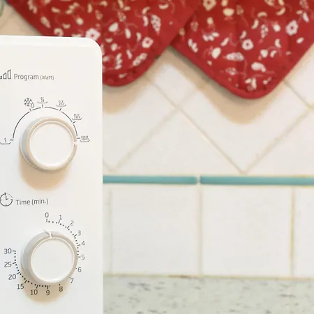 度假居 Casa Ni Rosa 切法卢