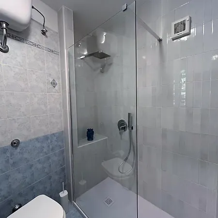 Casa Ni Rosa 度假居 切法卢