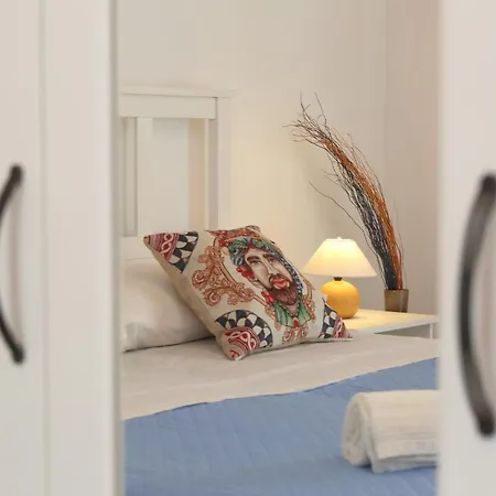 Casa Ni Rosa Дом отдыха Чефалу