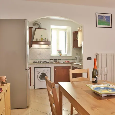 Casa Ni Rosa Tatil Evi *