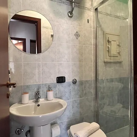 Casa Ni Rosa * チェファル